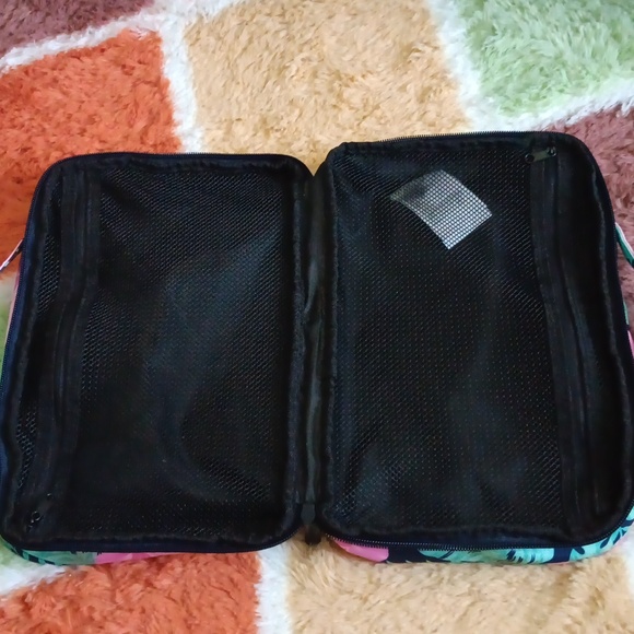 Hurley Pink Tropical Floral Cosmetic Bag - Picture 7 of 8